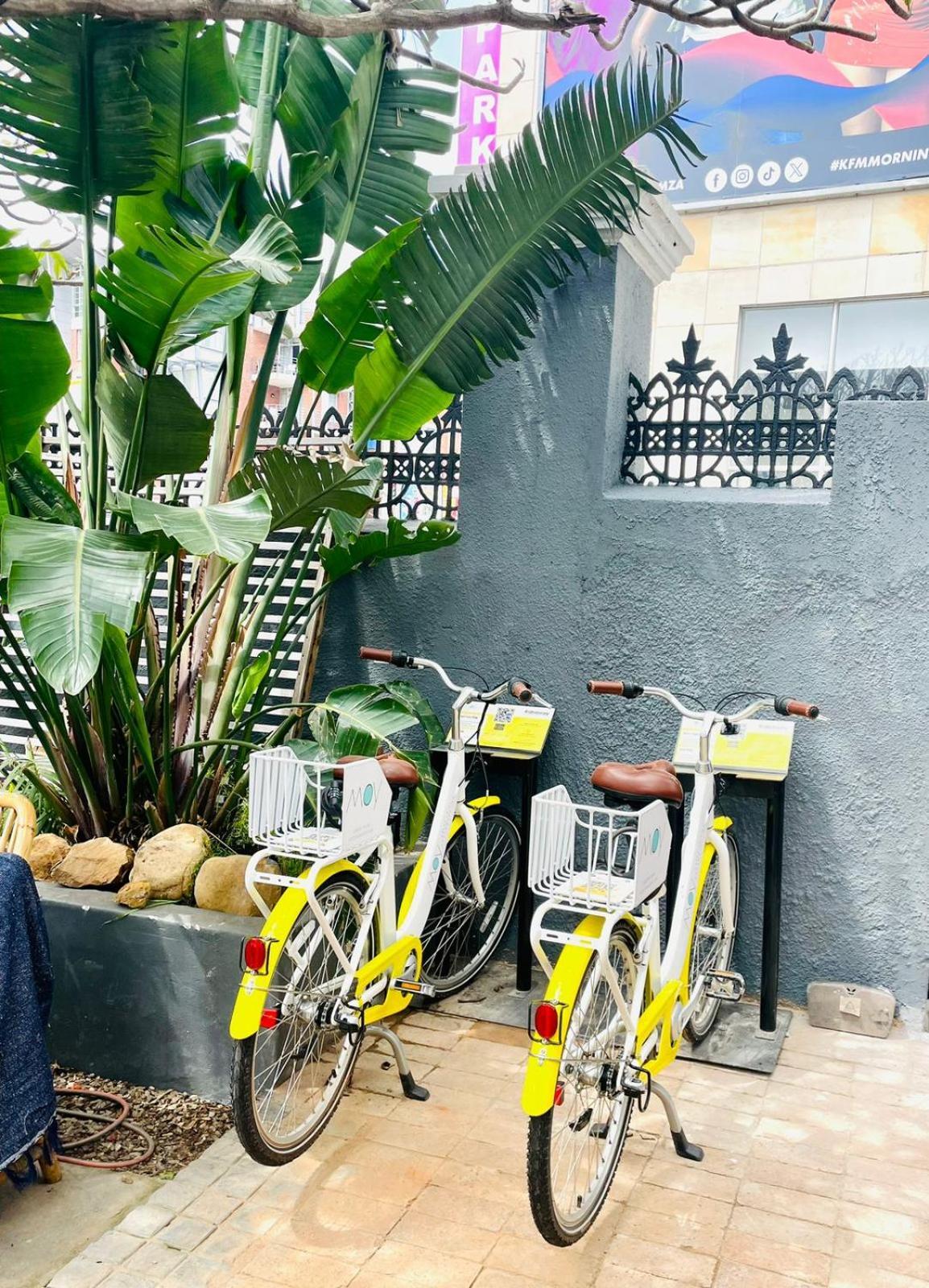 Moy Guesthouse & Backpackers Cape Town Bagian luar foto
